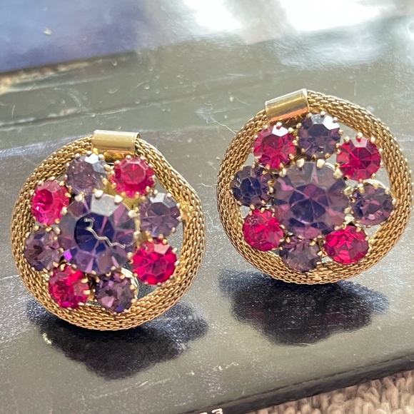 Albert Weiss Jewelry - Vintage WEISS Earrings Set in an Antique Gold Tone Mesh Circle with Rhinestone